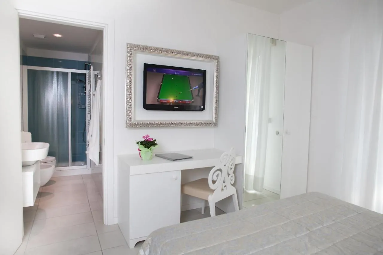 Hotel Albatros Lido di Jesolo 3*,